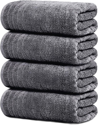 Amazon Basics Fade-Resistant Towels